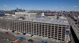 An old Navy warehouse in Sunset Park will be home to a hydroponic greenhouse of up to 100,000 square feet. The developer says it will be the largest such greenhouse in the country Photo: Eric Michael Johnson for The New York Times Source: The New York Times